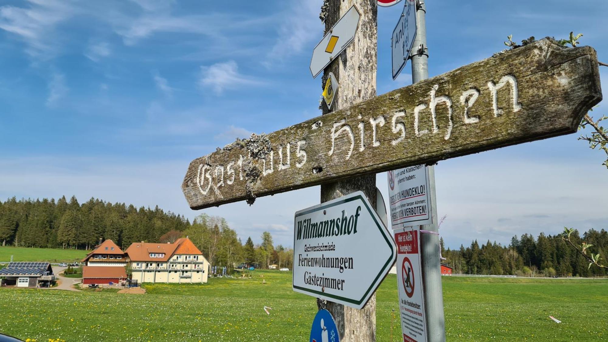 Gasthaus Zum Hirschen Фуртванґен Екстер'єр фото